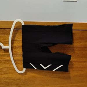 2XU compression shorts